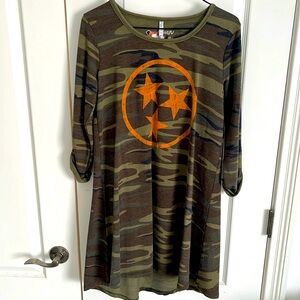 Tennessee tri star camo knit dress NWT SZ SMALL